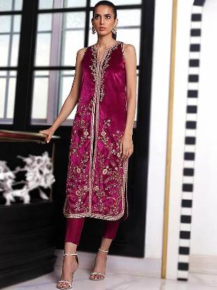 Pakistani Embroidered Velvet Suits, Embroidered Velvet Suits, Embroidered Velvet Suits Richmond Hill, Embroidered Velvet Suits New York, Embroidered Velvet Suits USA, Designer Velvet Suits Richmond Hill, Designer Velvet Suits New York, Designer Velvet Suits USA