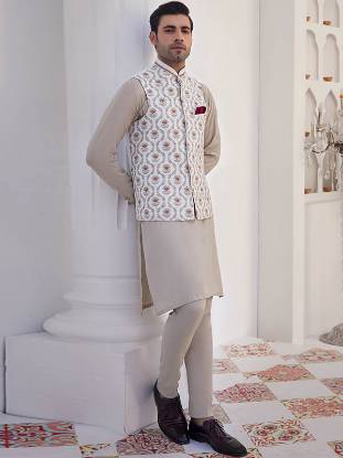 Stylish Embroidered Waistcoat for Mens San Francisco California CA USA Graceful Waistcoat for Mens