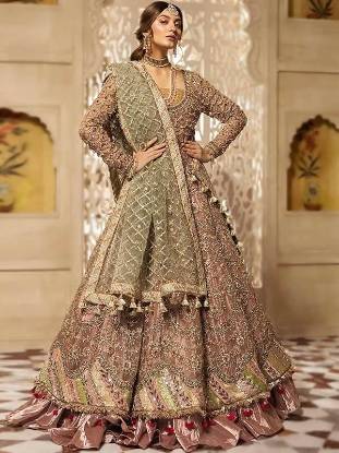 Surreal Pink Bridal Lehengas For This Wedding Season | Indian bride  outfits, Indian bridal dress, Indian bridal outfits
